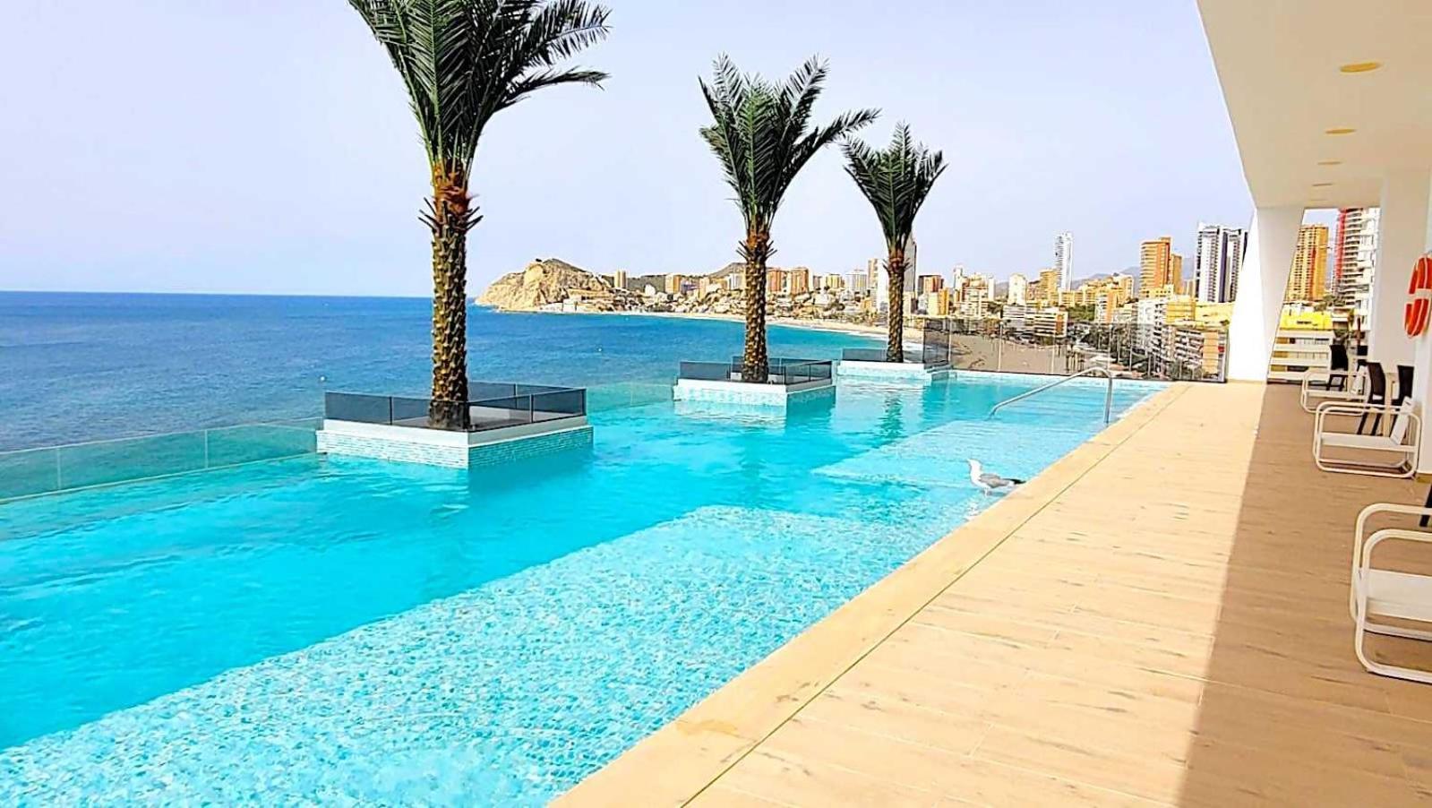 Apartamento De Lujo En Primera Linea De Playa Бенидорм Екстериор снимка